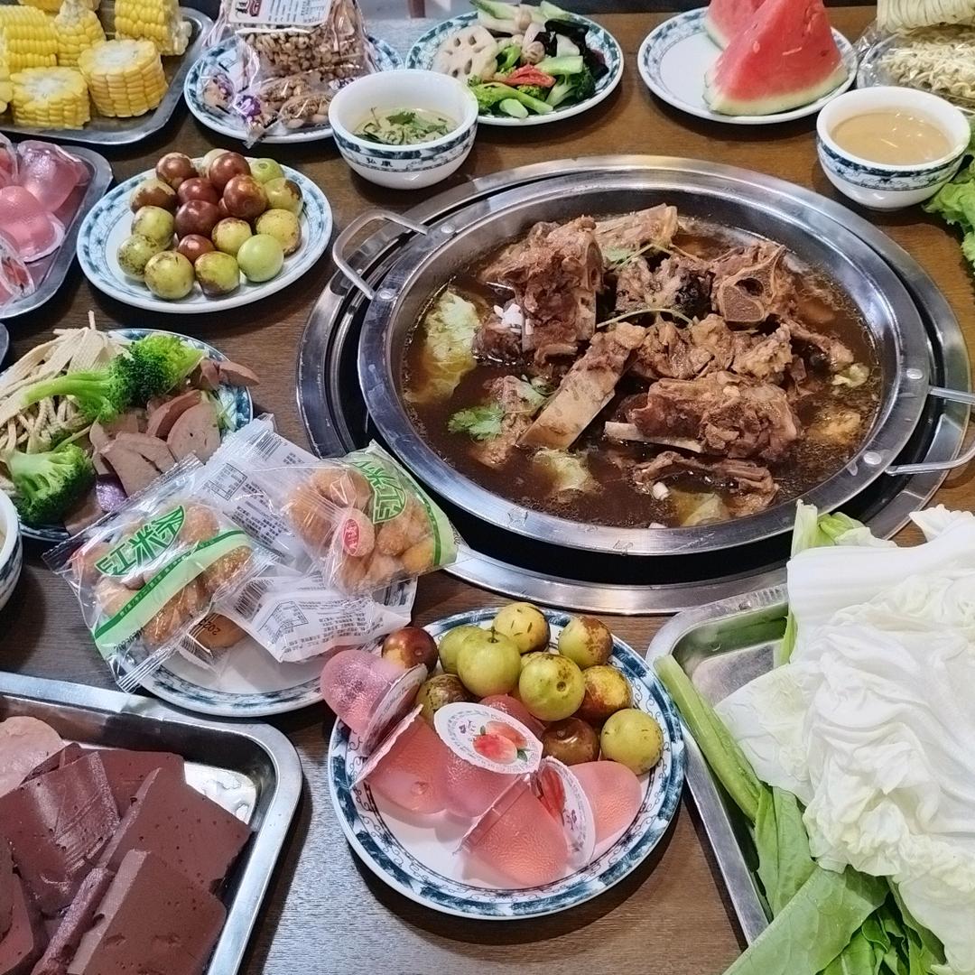 天一街，张三爷，火锅鸡，羊蝎子