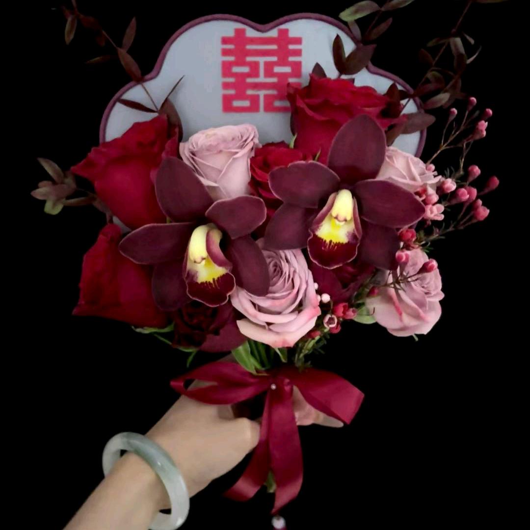 小敏在卖花(乌鲁木齐新天润)