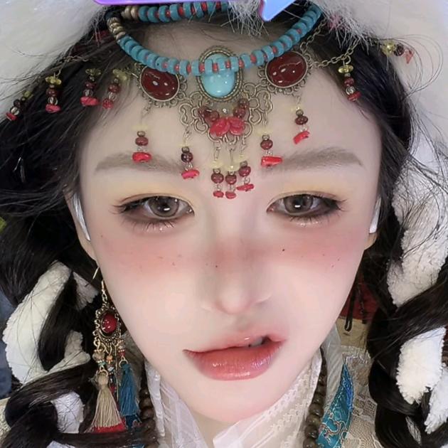 H .ʕ•ᴥ•ʔᰔᩚ