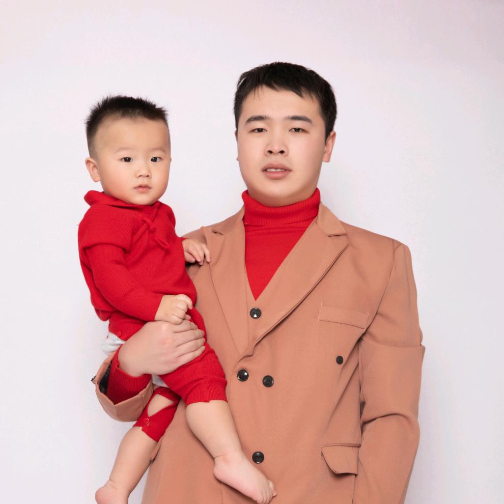 努力好运龙老板