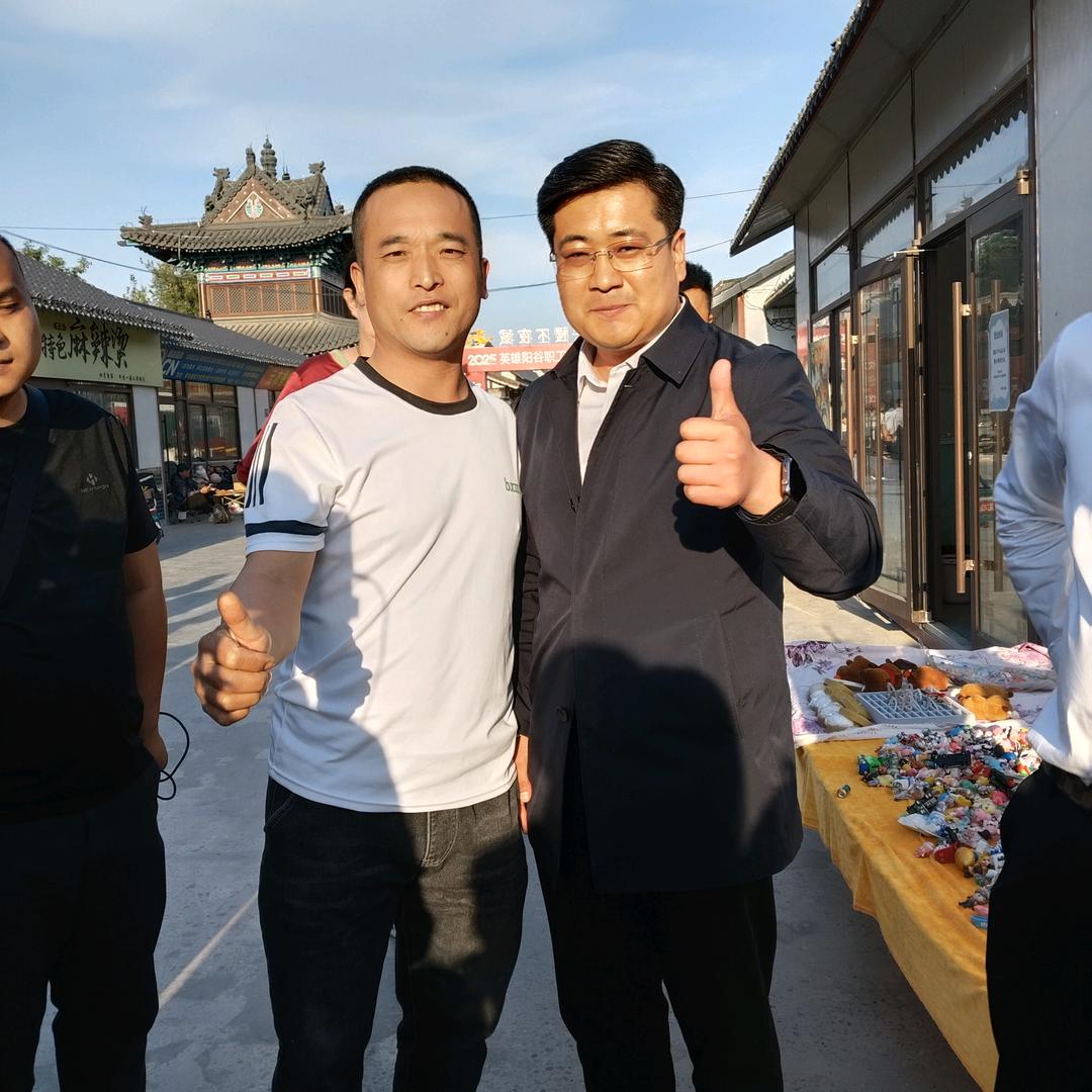 爱唱歌的80后