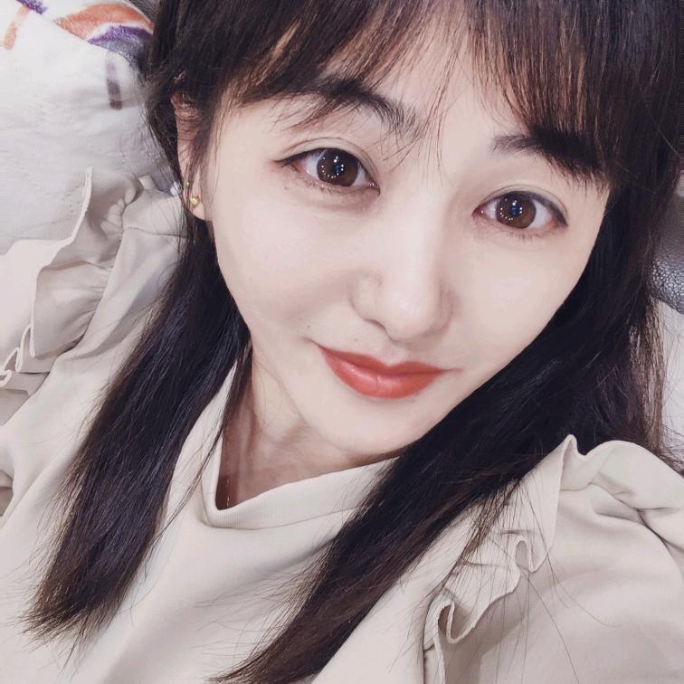 孩她娘爱养花