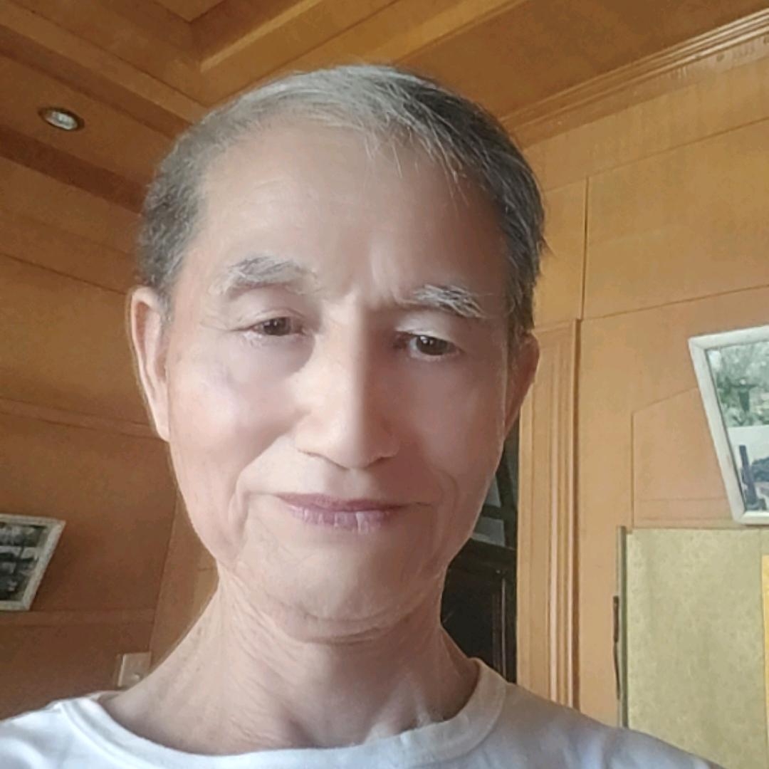 荷闲暖百货铺