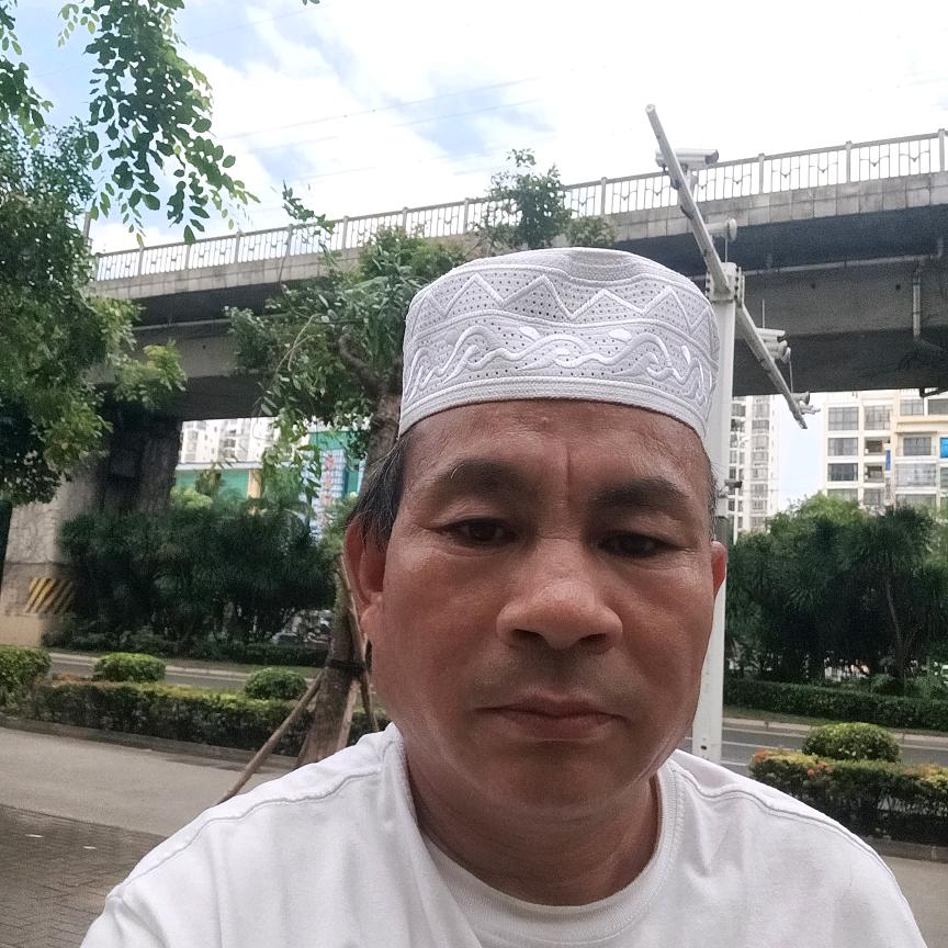 下着幸福的雨