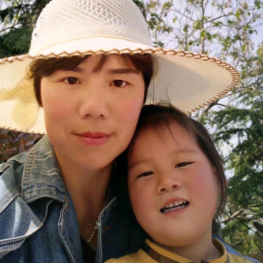 太平镇.塞纳皇宫家店联系人李季挴