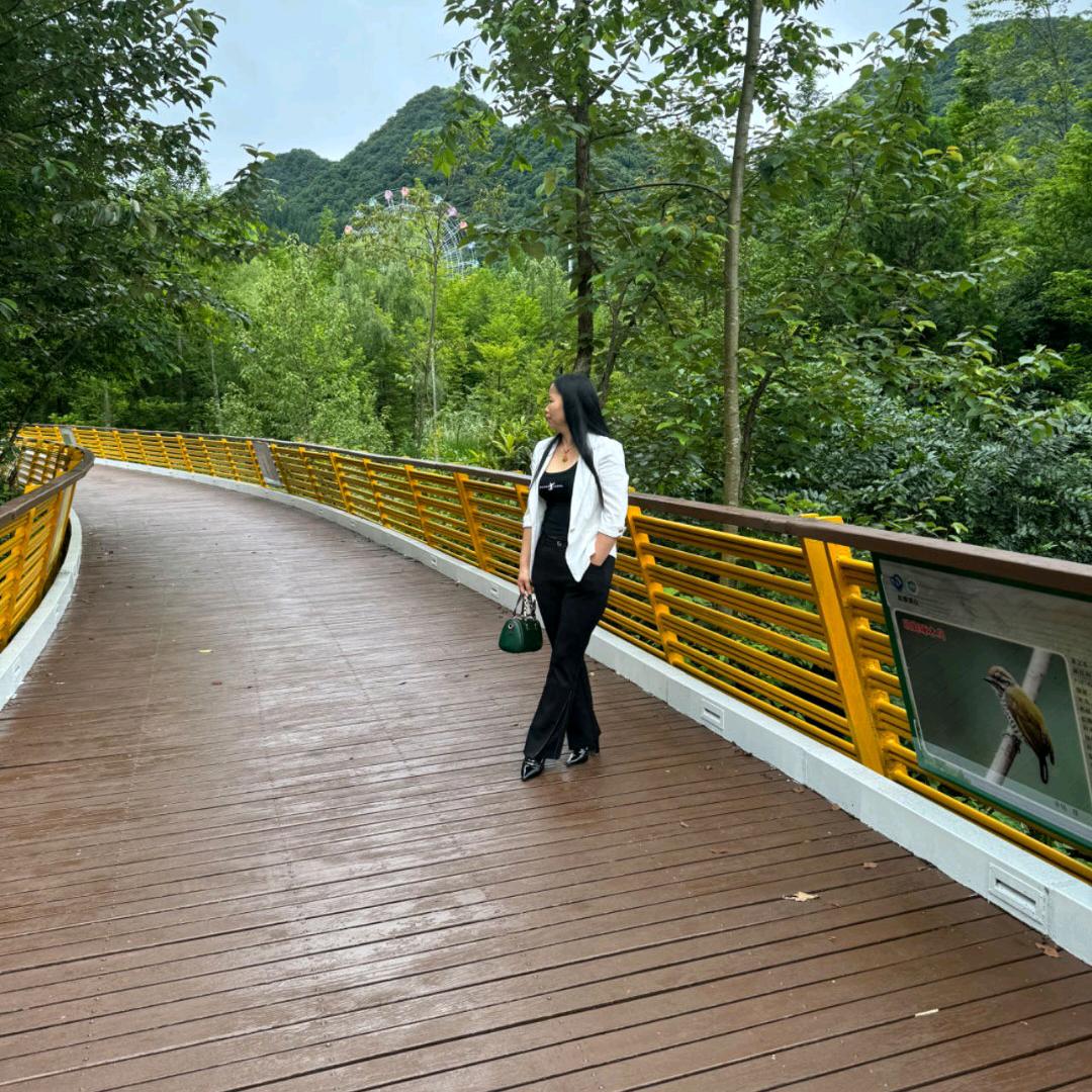 茉莉花余香嚴世蕾