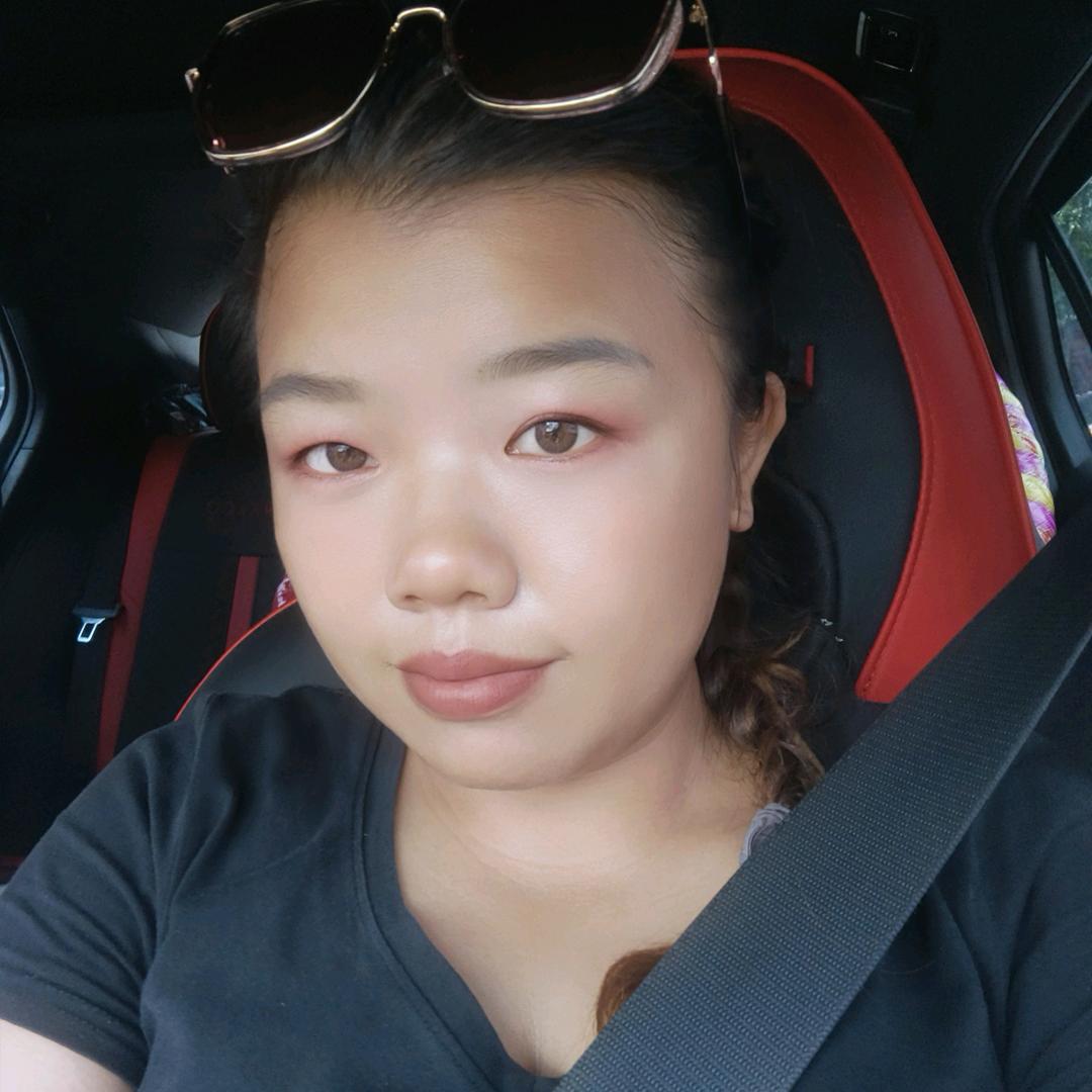 工地扎铁的小李