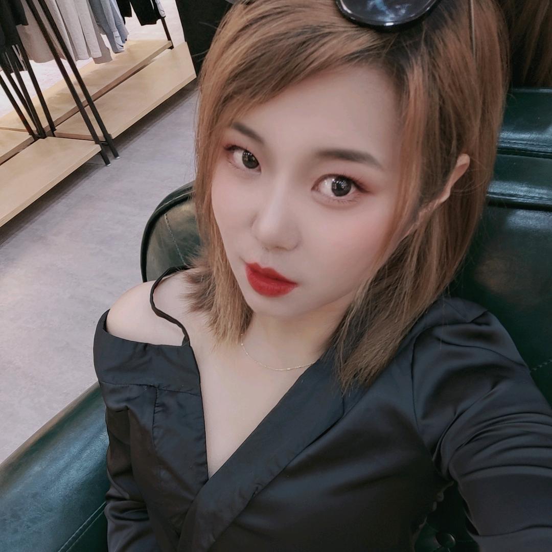 @請叫硪💋媳妇儿🙈