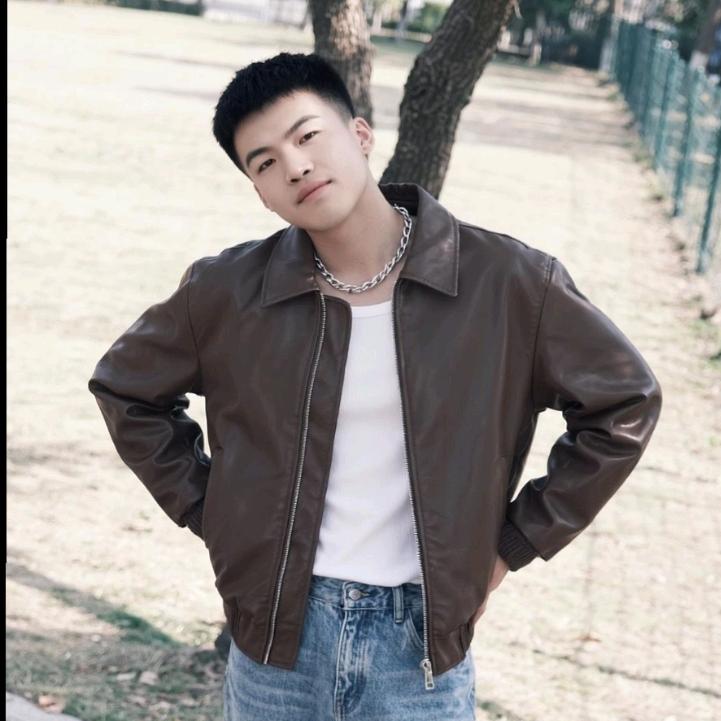 水枪装尿呲谁谁叫