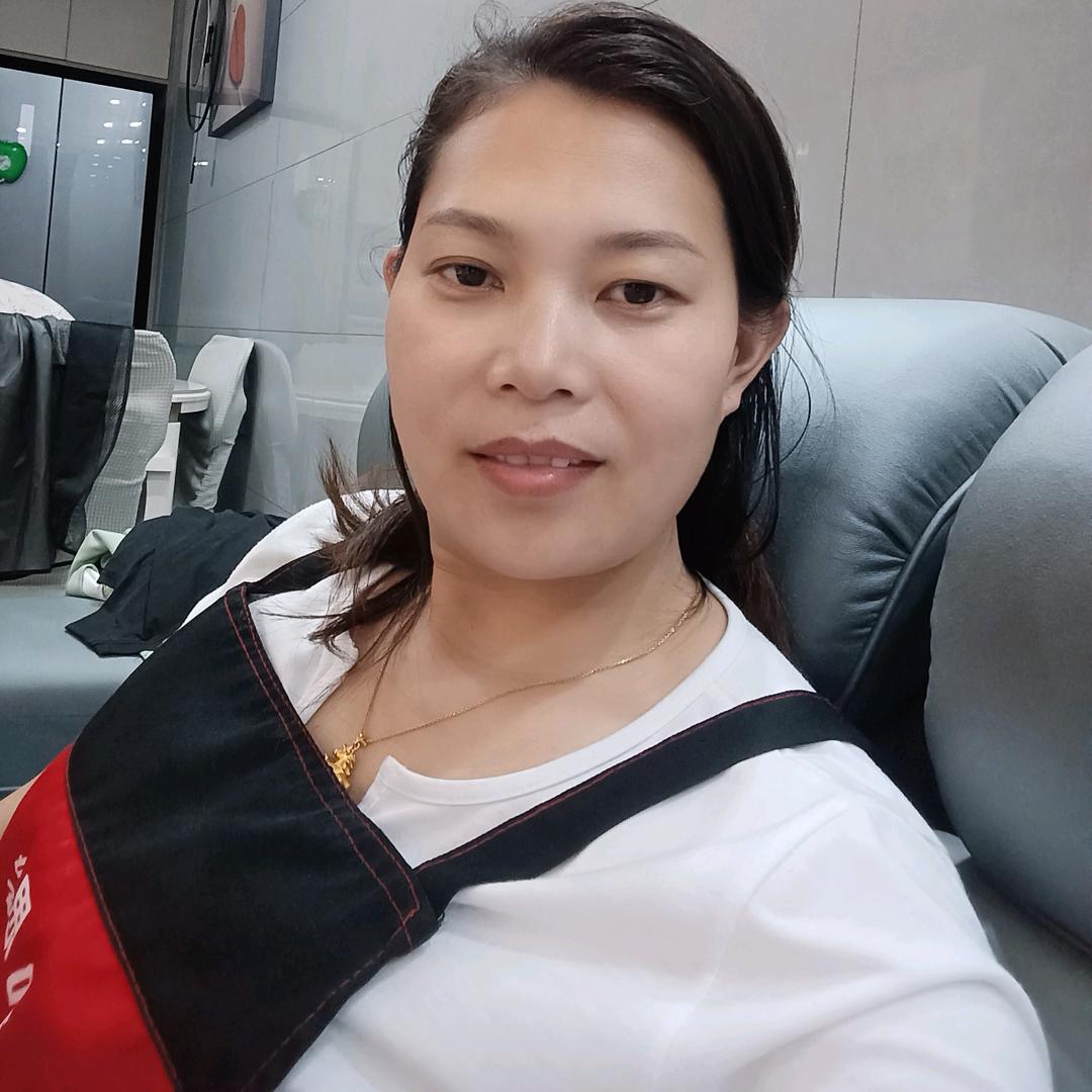 赣州=何可人（每晚21.10开播）