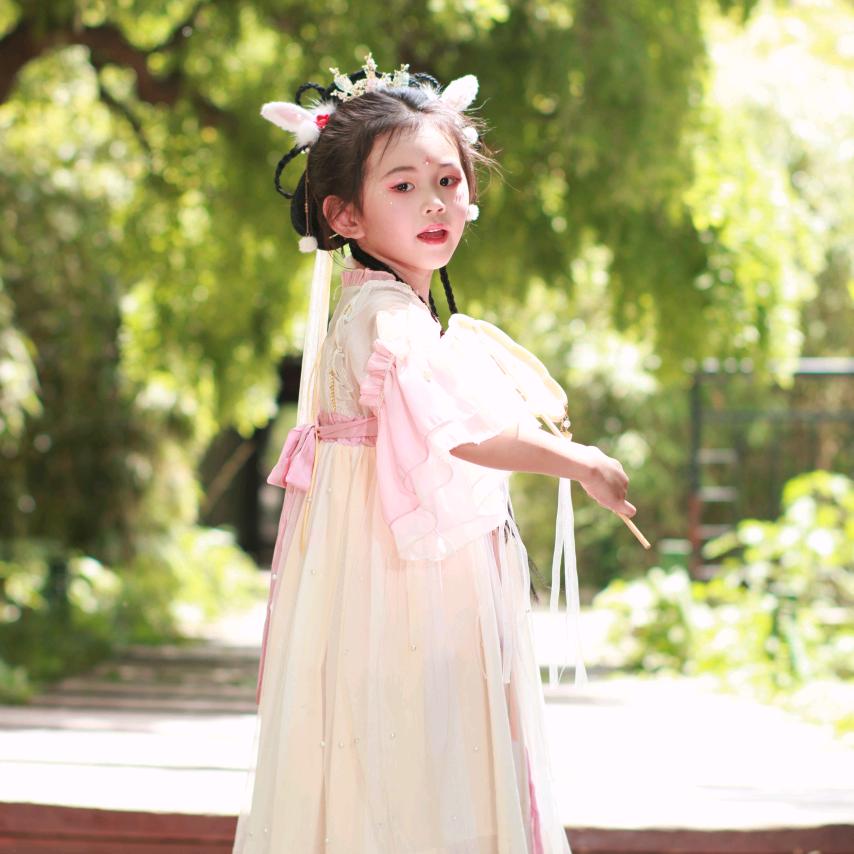杰芮