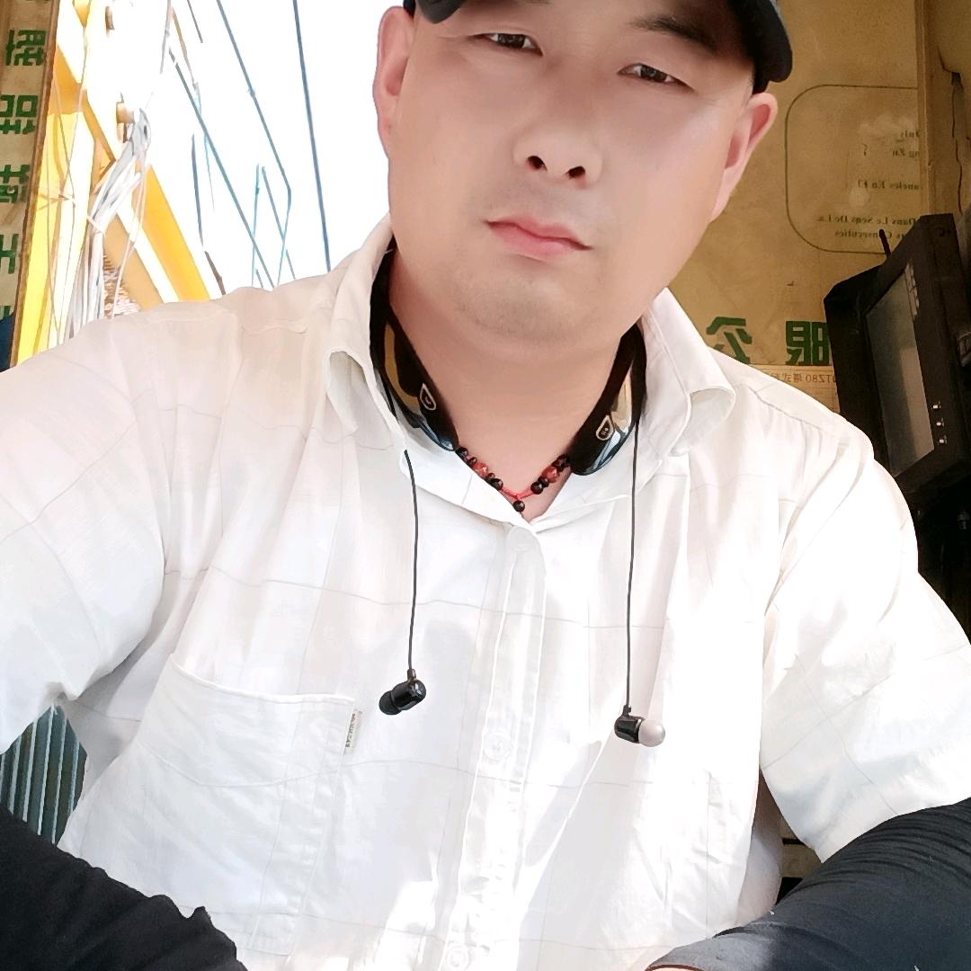 塔吊司机，打工仔