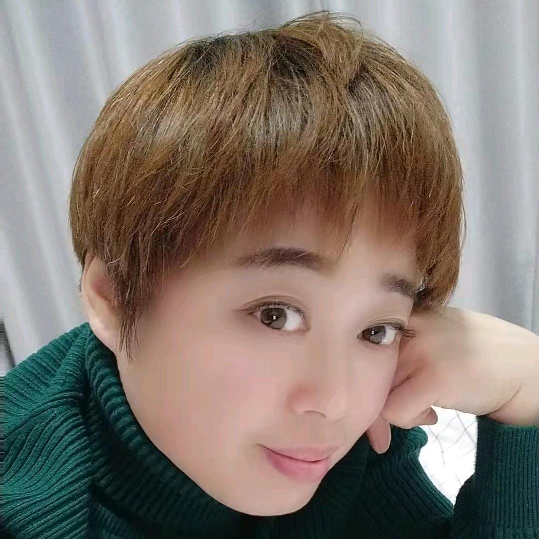 卖林蛙的小姐姐