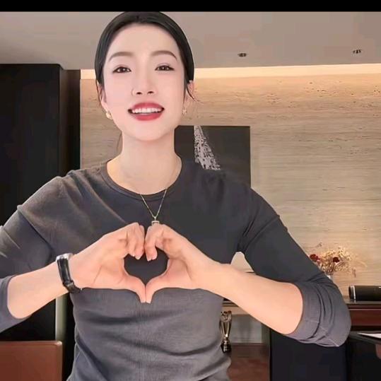 幸运燕儿-穿搭优选