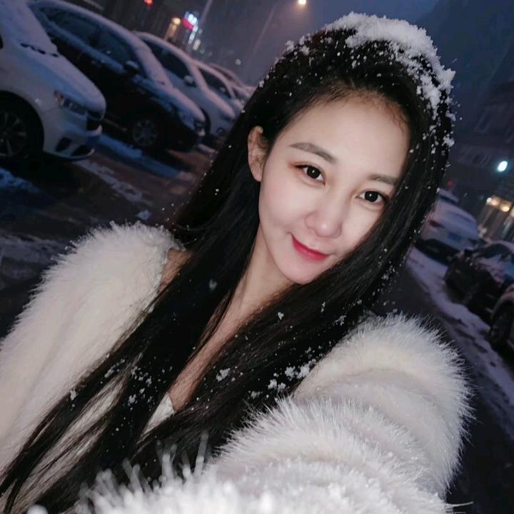 于生有靳