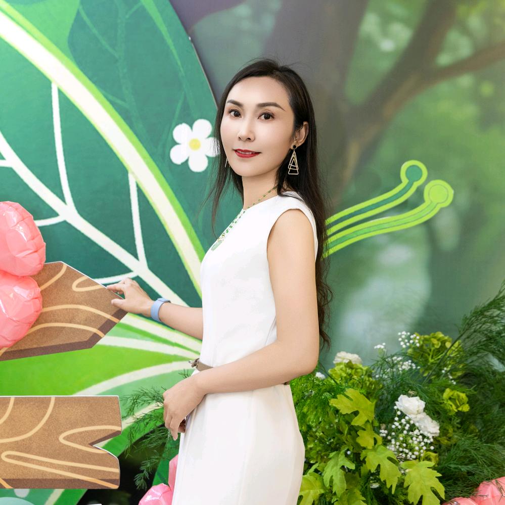 悦梵形象设计官方号