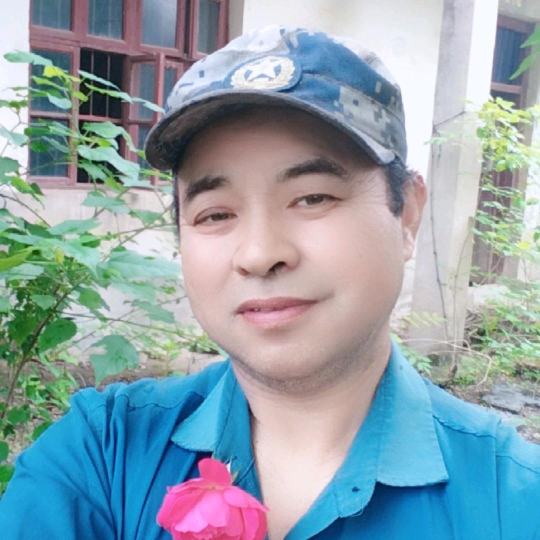 飞苹🎤(才艺主播)晚六点半