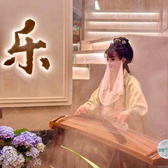 乐•酒吧民谣乐队现场