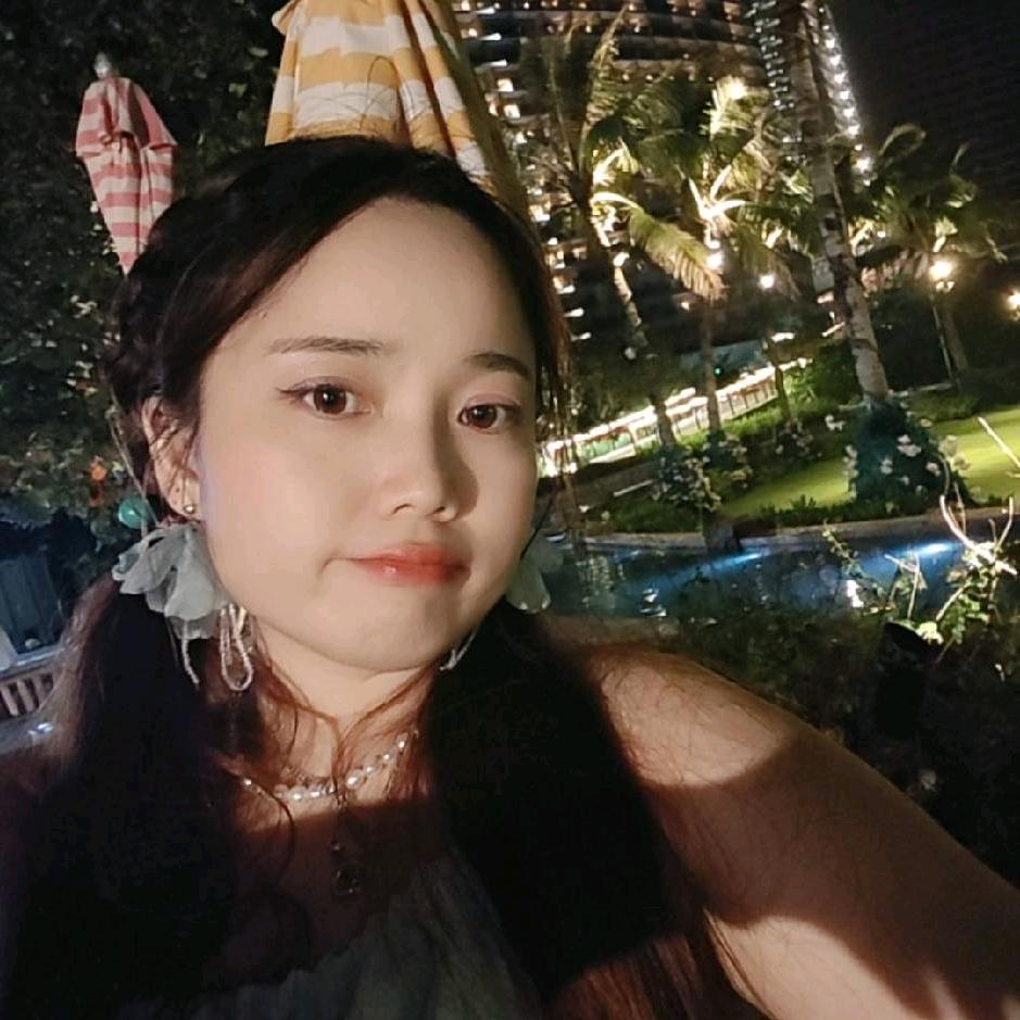 我就是我😋不一样的烟火💋