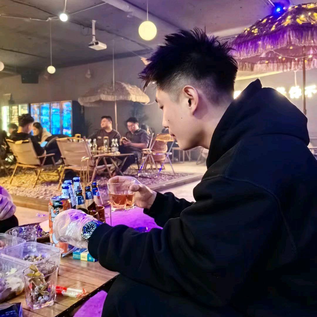 L, ( 海退 )🇨🇳