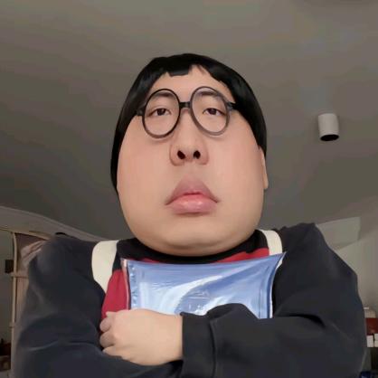 淡淡的黄色鸭掌