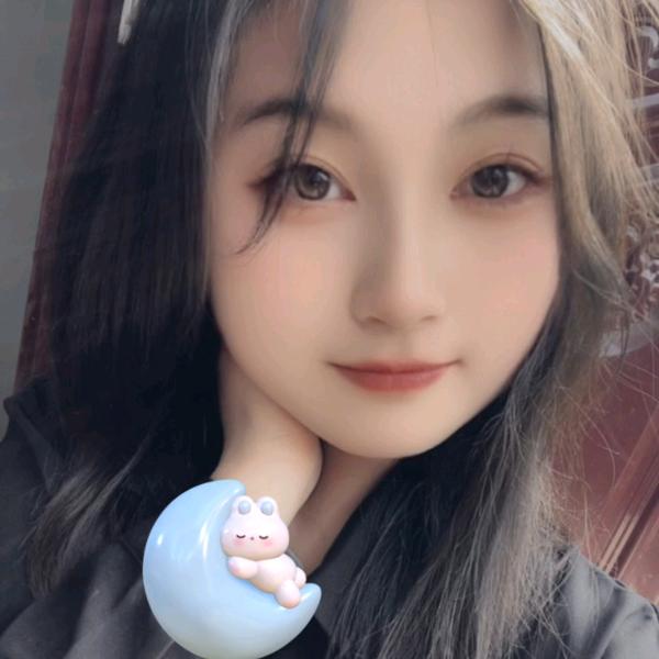小曦月吖