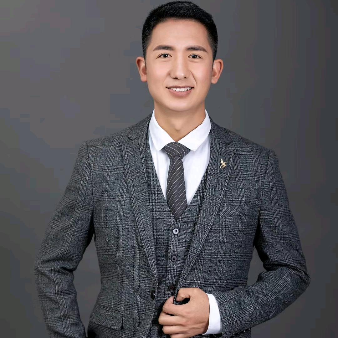 十堰美业彝族小哥