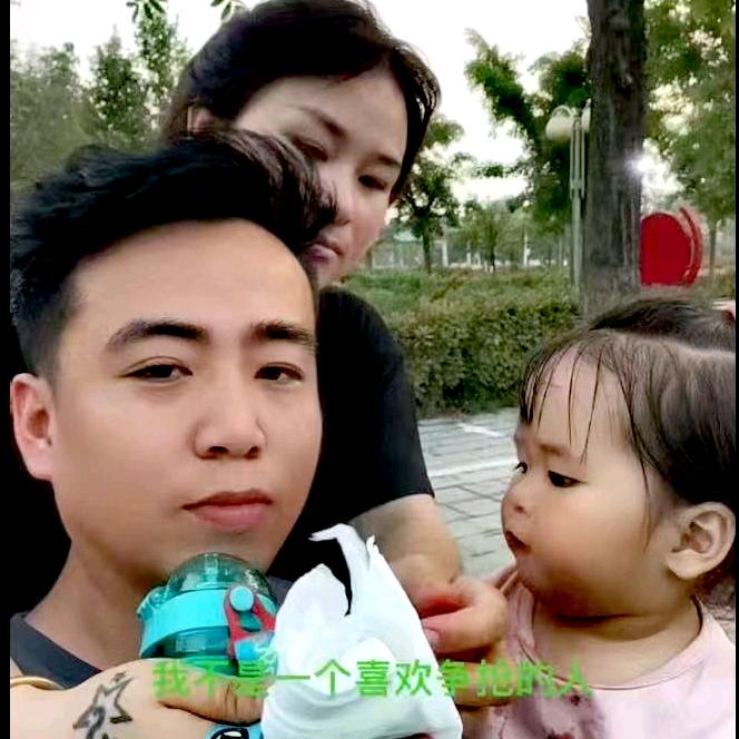 阳阳粑粑→_→郭不住