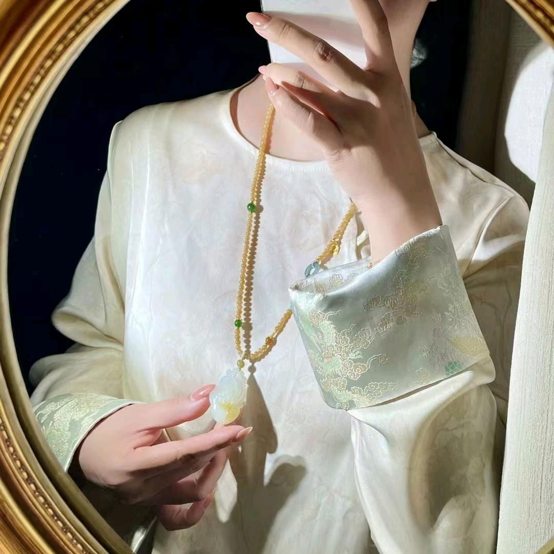 无锡莱悦时尚服饰精选铺