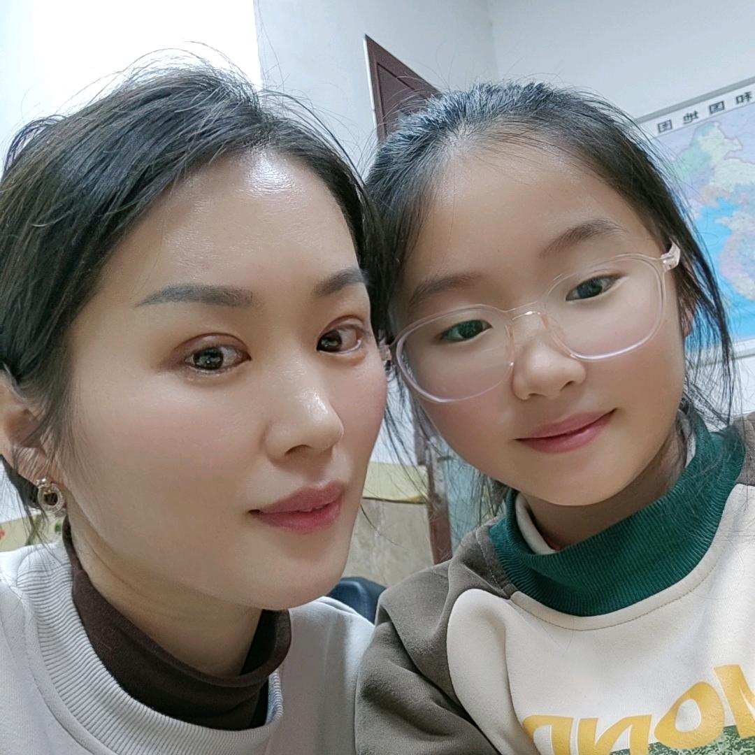 万邦好运冻品  英子