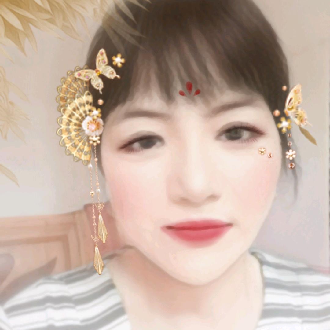 凤一犹春