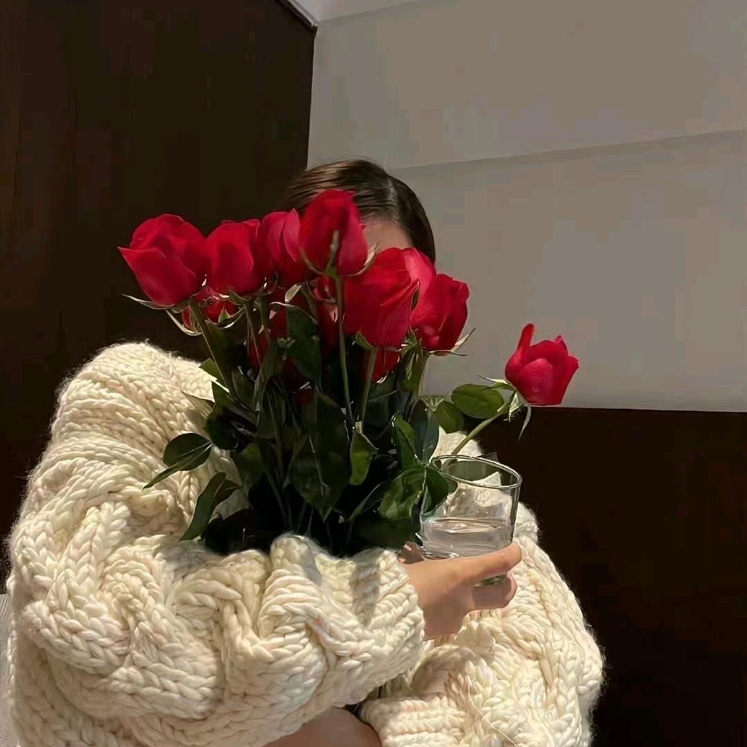 一半忧伤一半伪装