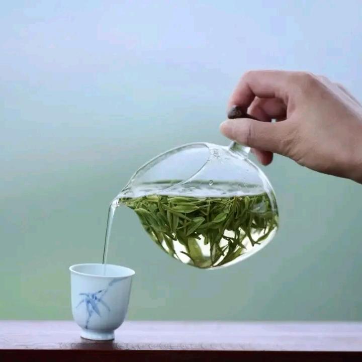 茶哥在听歌
