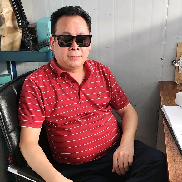 王存良-东风商用车配件实体店