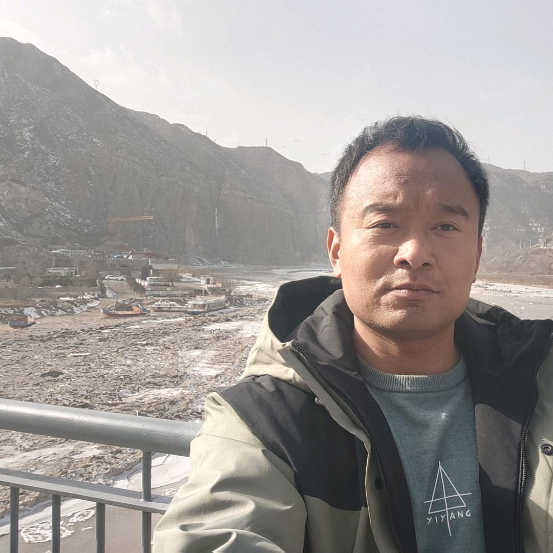 阿彬是个农村人