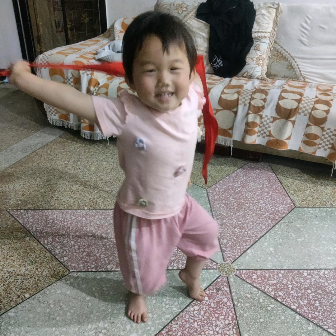 爱吃大萝卜