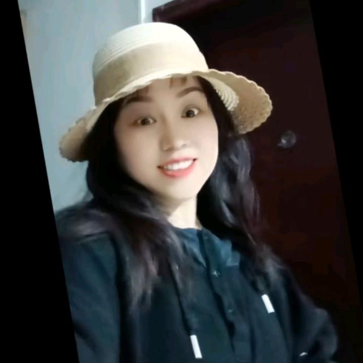芳   华