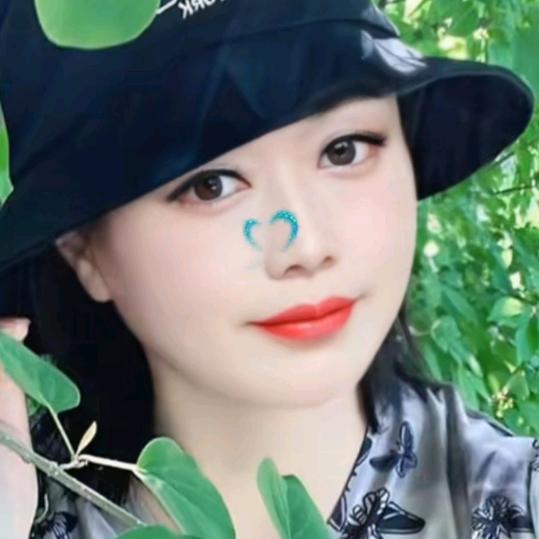 《百合》中午12点：30开播