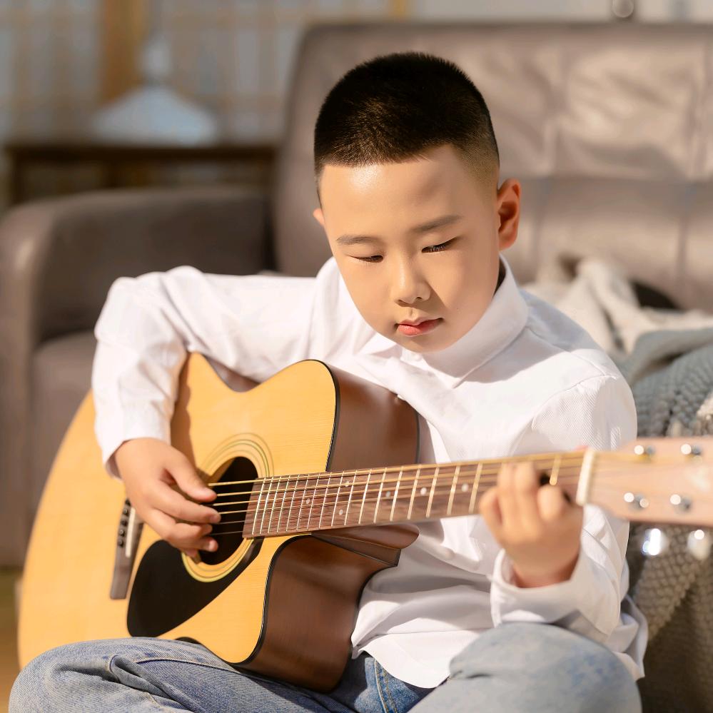 阳光开朗小昊昊