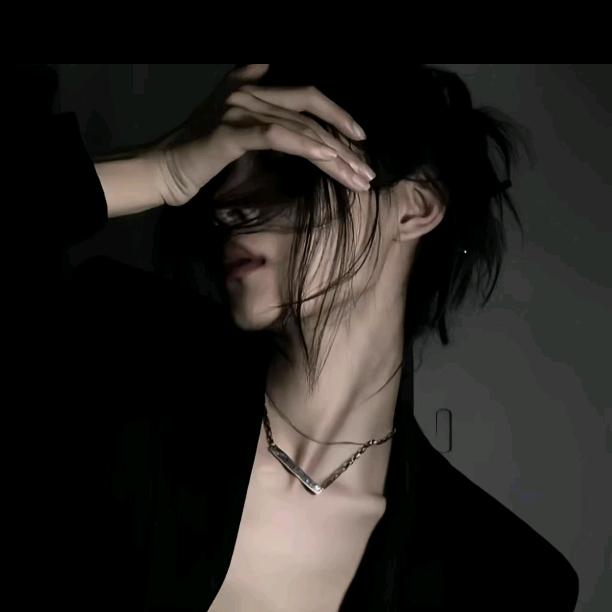 傻包子。