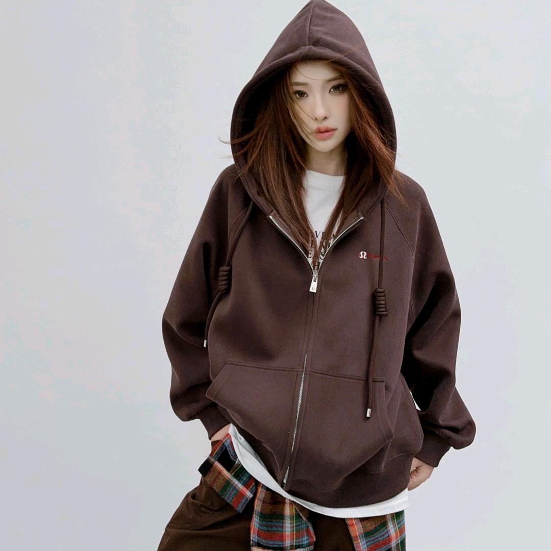 杭州鸿盛衣舍服饰有限公司（主营棉服卫衣）