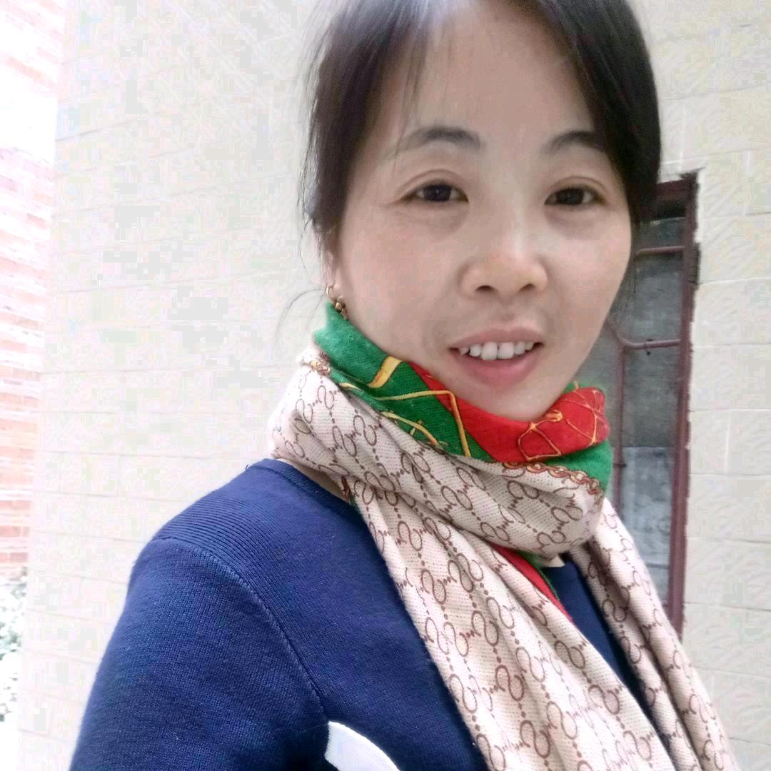 淡然一笑