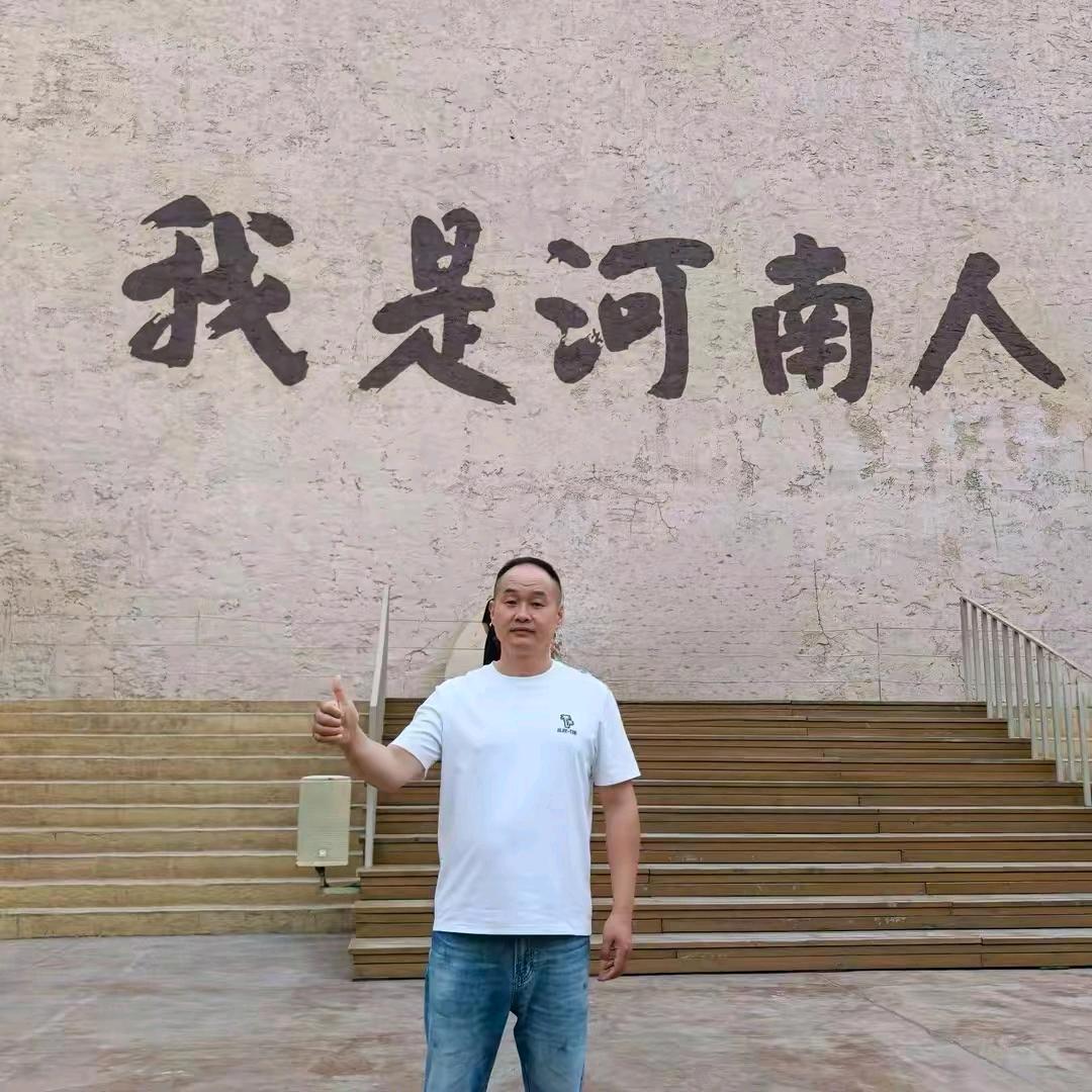 郑州市二七区阿彪童鞋批发