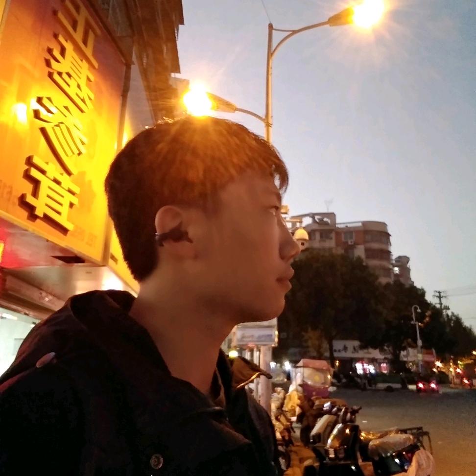 Henry梓豪