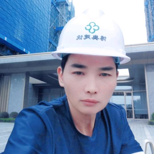 别忘了我是谁。不要再来伤害我。