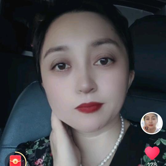 吴广琳每天收购猪。广琳百货，现杀猪肉供应