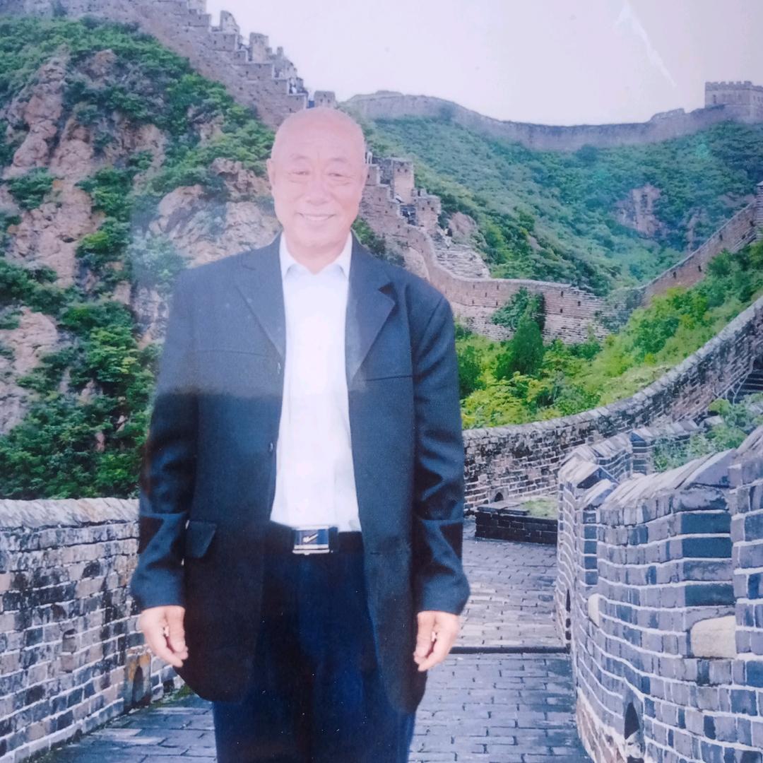 老来乐：三个《宝》的爷爷