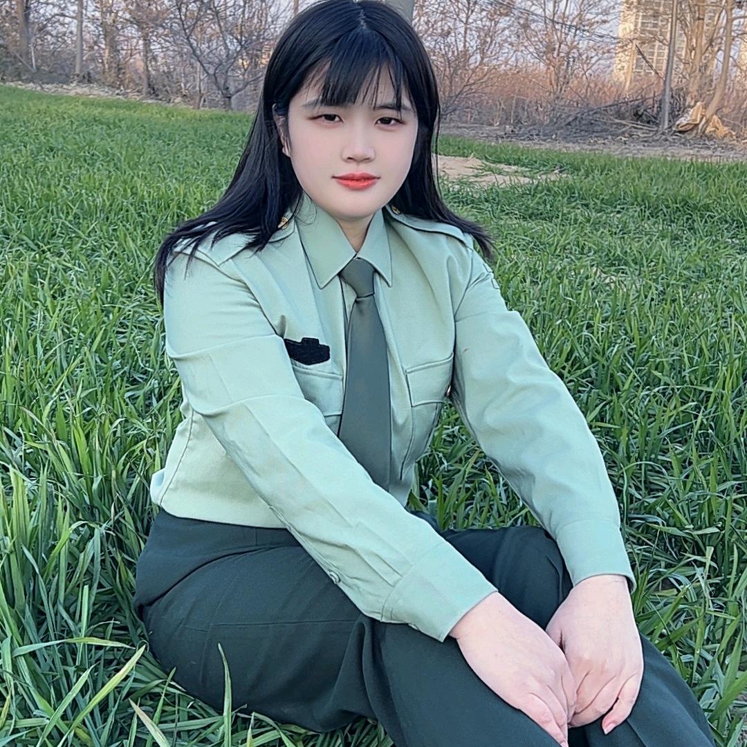 小兵妹姗姗