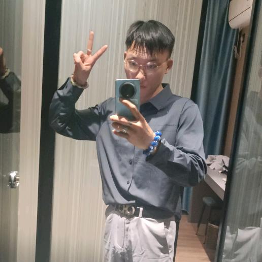 鹤   .   焰