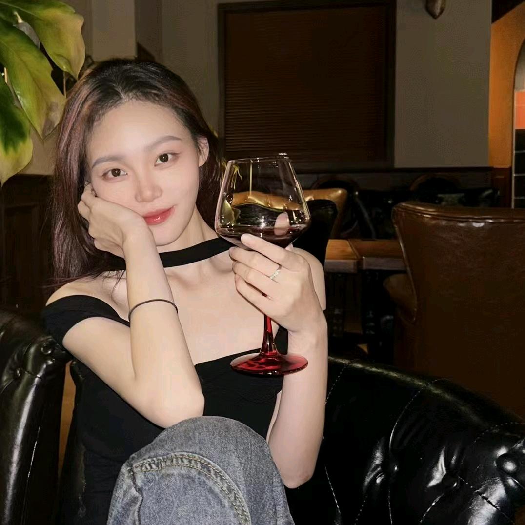 枕头爱上班